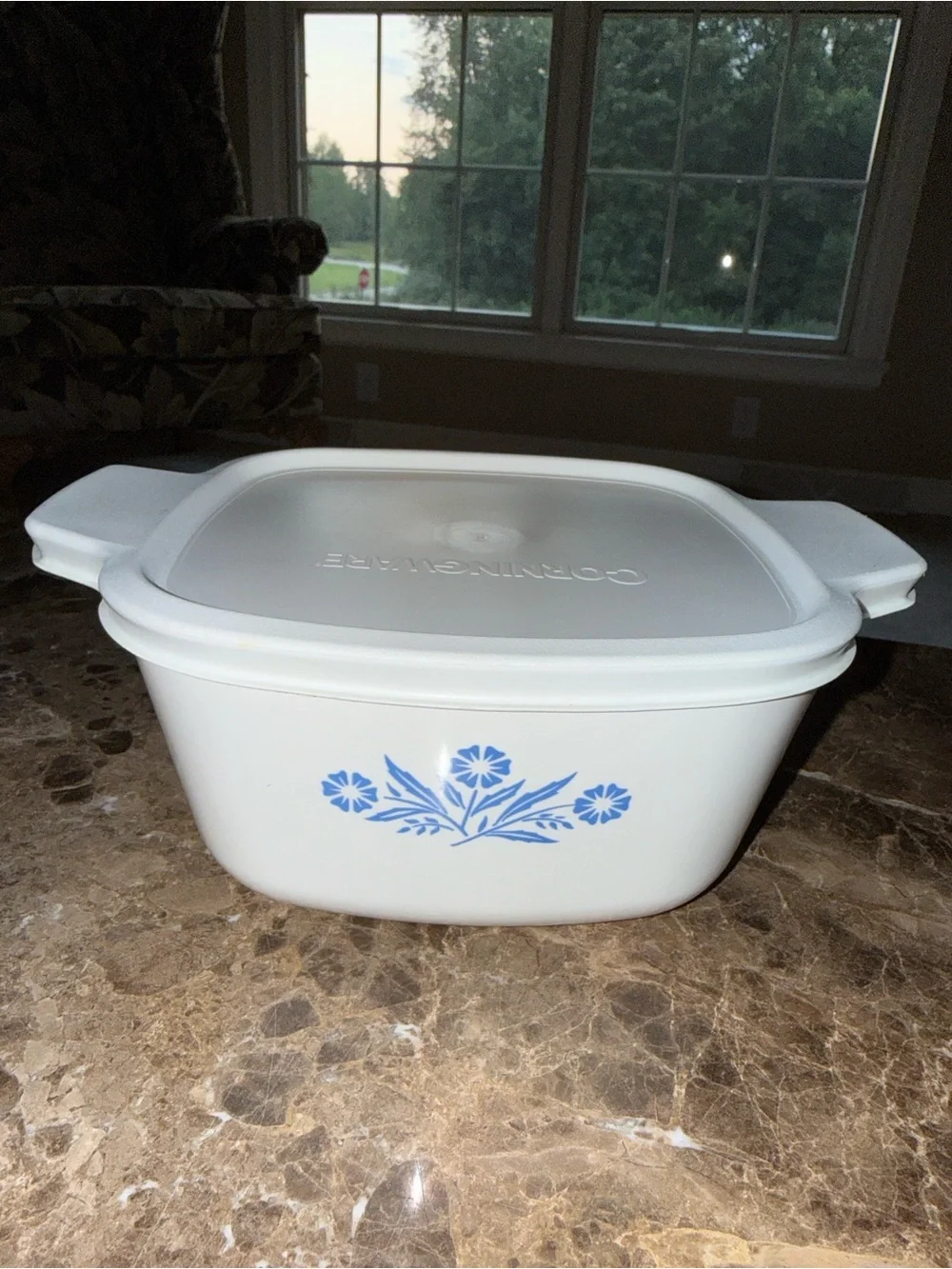 Cornflower Blue by CORNING  WARE 1 3/4  Quart Square Casserole with Lid